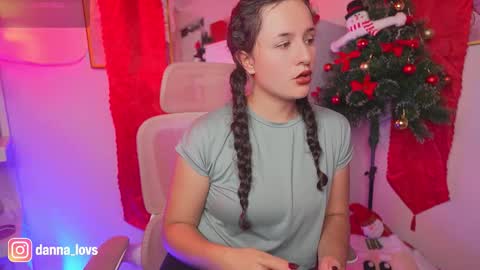 Snapshot of danna_lovs chatting on 11/21/25, 05:33 Danna Lovs online show from 11/21/25, 05:33