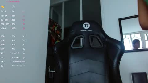 Danna online show from 11/15/25, 07:10