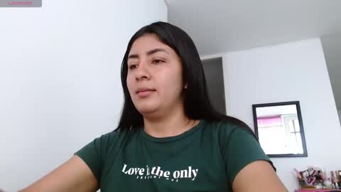 Danna online show from 12/04/25, 08:28