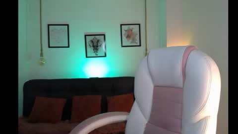 Danna online show from 07/27/26, 11:12
