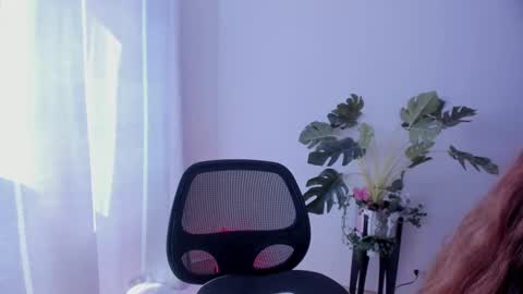 Paulina online show from 02/18/25, 08:25