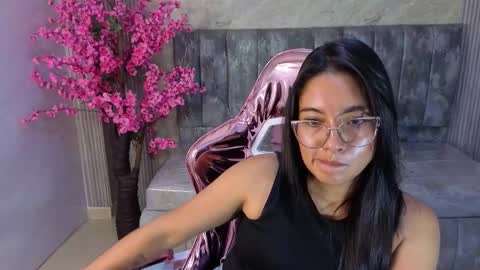 Snapshot of danna_sweet_s chatting on 10/14/25, 11:38 danna_sweet_s online show from 10/14/25, 11:38
