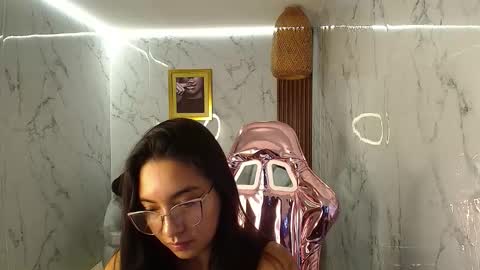 Snapshot of danna_sweet_s chatting on 10/20/25, 08:09 danna_sweet_s online show from 10/20/25, 08:09