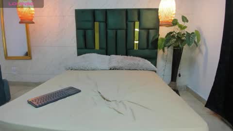 Danna  online show from 10/03/25, 12:35