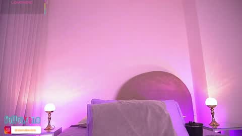 Snapshot of dannaberlin chatting on 11/19/25, 07:25 Danna Berlin online show from 11/19/25, 07:25