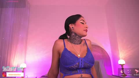 Snapshot of dannaberlin chatting on 11/21/25, 07:23 Danna Berlin online show from 11/21/25, 07:23