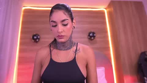 Danna Berlin  online show from 06/16/26, 07:27