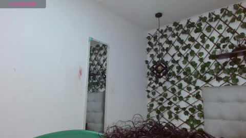 dannaberlin_0 online show from 01/11/25, 12:18
