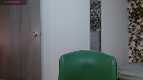 dannaberlin_0 online show from 01/26/25, 12:01