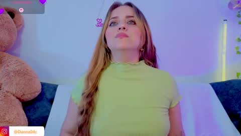 Danna online show from 06/09/26, 11:00