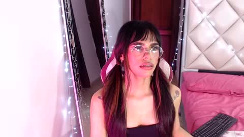 Dannamunoz130 online show from 12/24/24, 05:44