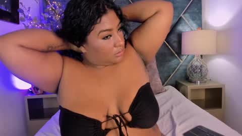 Snapshot of dannafalco25 chatting on 12/28/24, 04:20 Valery Danna online show from 12/28/24, 04:20