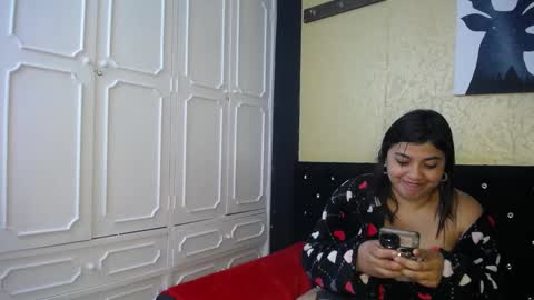 Danna Garza online show from 01/18/25, 10:49