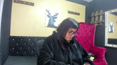 Danna Garza online show from 01/26/25, 04:09