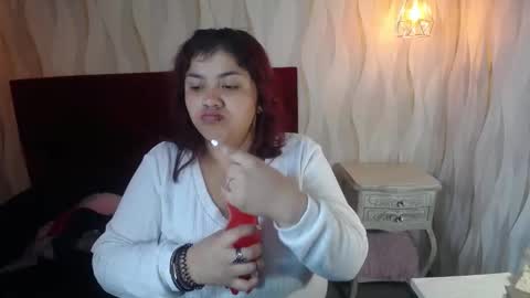 Danna Garza online show from 12/01/25, 04:28