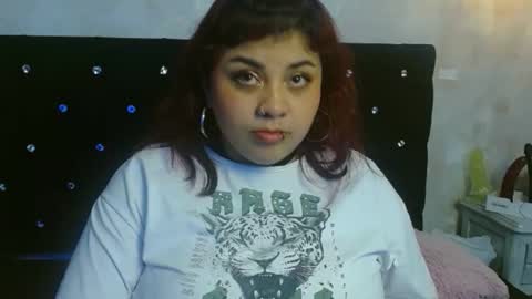 Snapshot of dannagarzax chatting on 11/19/25, 04:01 dannagarzax online show from 11/19/25, 04:01