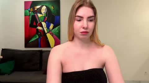 dannamissss online show from 12/21/24, 09:04