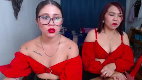dannamomcerrat online show from 02/20/25, 02:51
