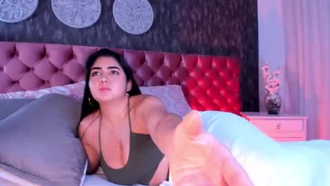 Danna online show from 01/02/25, 08:13