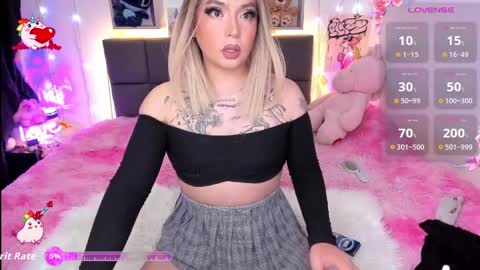 dannia_13 online show from 06/09/26, 03:40