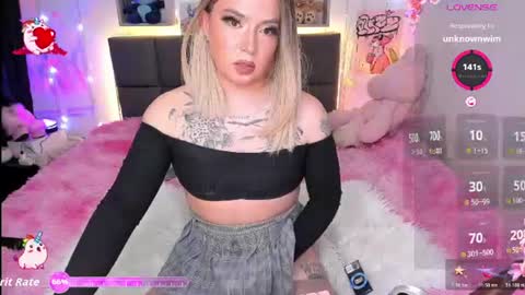 dannia_13 online show from 06/11/26, 02:53