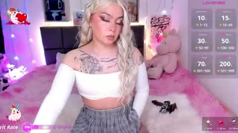 dannia_13 online show from 07/15/26, 02:17