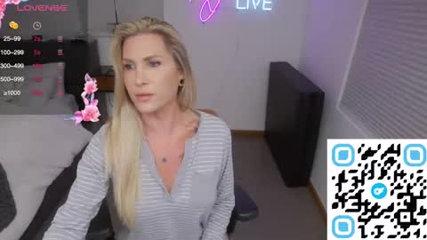 DANNI DANIELS online show from 01/18/25, 01:52