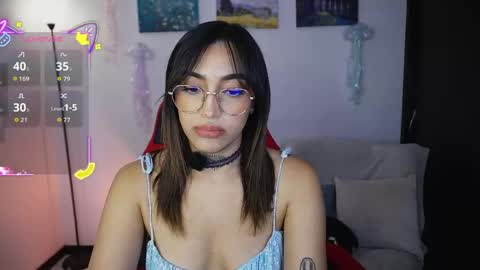 Snapshot of dannielle_ chatting on 06/05/26, 07:08 online show from 06/05/26, 07:08