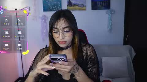 Snapshot of dannielle_ chatting on 06/12/26, 07:02 online show from 06/12/26, 07:02