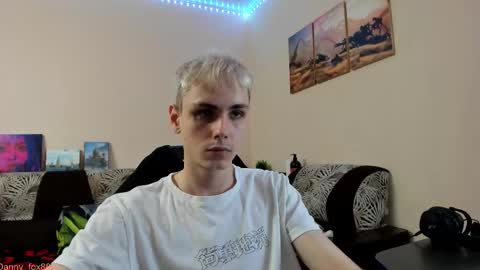 Snapshot of danny_fox888 chatting on 10/16/25, 06:31 Daniel online show from 10/16/25, 06:31