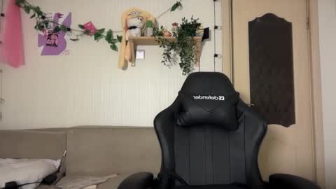 Snapshot of danny_love01 chatting on 09/13/25, 03:34 danny online show from 09/13/25, 03:34