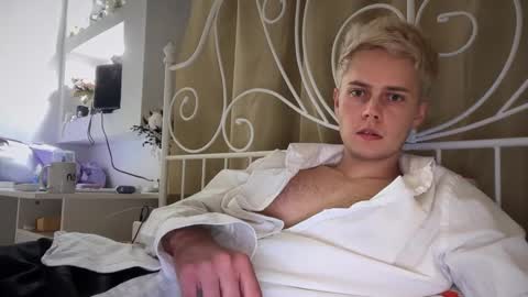 Snapshot of danny_love01 chatting on 10/04/25, 07:34 danny online show from 10/04/25, 07:34