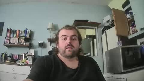 Snapshot of dannyb0y95 chatting on 11/25/25, 09:15 Danny online show from 11/25/25, 09:15