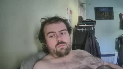 Snapshot of dannyb0y95 chatting on 12/14/25, 09:14 Danny online show from 12/14/25, 09:14