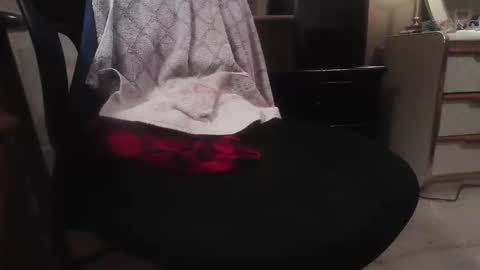 Danielle online show from 11/25/25, 10:04