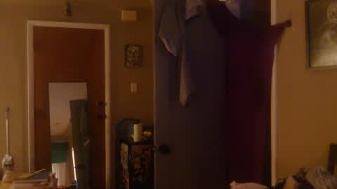 Snapshot of dannyflexxx chatting on 06/13/26, 05:16 Master Dan online show from 06/13/26, 05:16