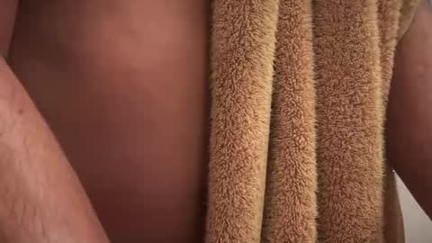 Snapshot of danserverg1 chatting on 11/18/25, 04:33 danserverg1 online show from 11/18/25, 04:33