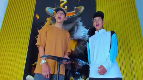 Snapshot of dante_brown1 chatting on 10/20/25, 08:53 dante_brown1 online show from 10/20/25, 08:53