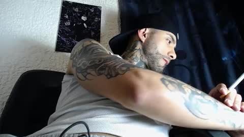 dante_d_angelo_ online show from 12/05/25, 06:44