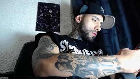 dante_d_angelo_ online show from 12/20/25, 06:09