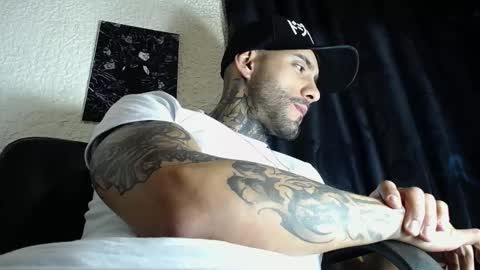 dante_d_angelo_ online show from 02/01/26, 08:57