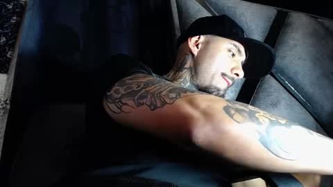 dante_d_angelo_ online show from 02/11/26, 06:51