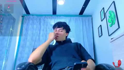 Snapshot of dante_kent chatting on 05/03/26, 02:01 DANTE KENT online show from 05/03/26, 02:01