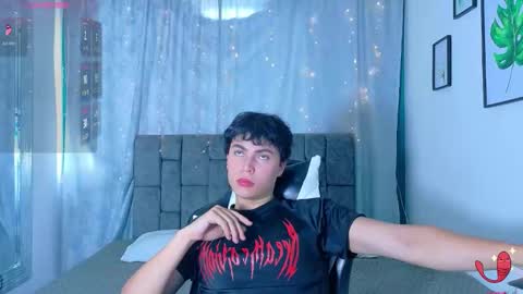 Snapshot of dante_kent chatting on 06/06/26, 02:00 DANTE KENT online show from 06/06/26, 02:00