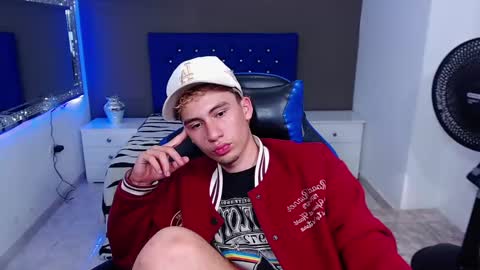 Snapshot of dante_tompson chatting on 01/30/25, 08:53 Dante online show from 01/30/25, 08:53