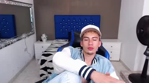 Snapshot of dante_tompson chatting on 01/31/25, 03:22 Dante online show from 01/31/25, 03:22