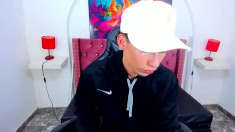 Snapshot of dante_tompson chatting on 02/28/25, 06:31 Dante online show from 02/28/25, 06:31