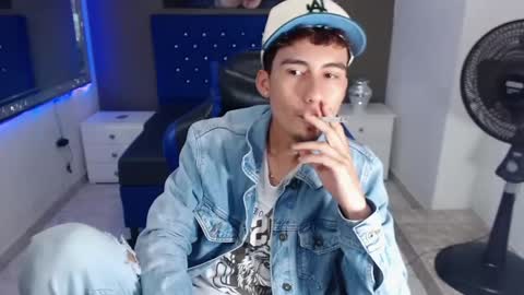 Snapshot of dante_tompson chatting on 03/04/25, 12:33 Dante online show from 03/04/25, 12:33