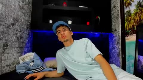 Snapshot of dante_tompson chatting on 03/05/25, 12:33 Dante online show from 03/05/25, 12:33