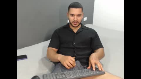 Snapshot of dantebrown1 chatting on 10/14/25, 12:00 dantebrown1 online show from 10/14/25, 12:00